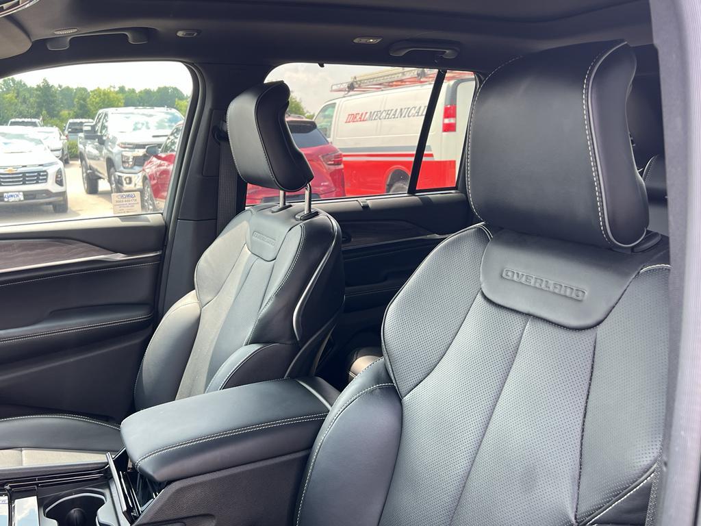 used 2023 Jeep Grand Cherokee car, priced at $44,995