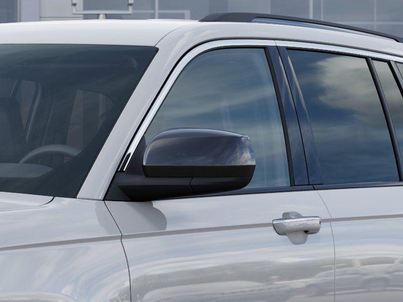 new 2025 Jeep Grand Cherokee car, priced at $31,990