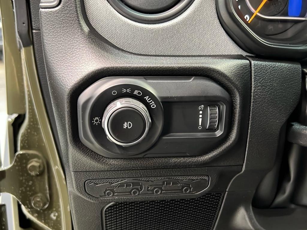 new 2025 Jeep Wrangler car, priced at $54,580