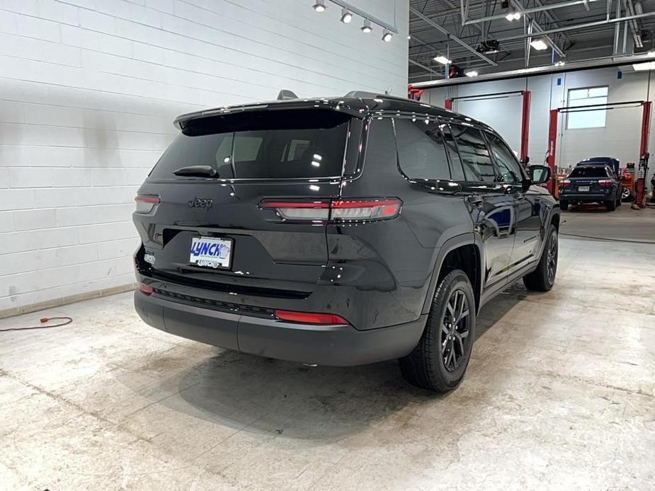 new 2025 Jeep Grand Cherokee L car, priced at $42,495