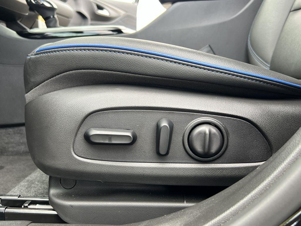 used 2025 Buick Envista car, priced at $24,990
