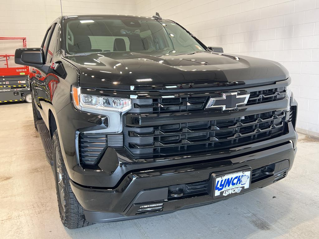used 2022 Chevrolet Silverado 1500 car, priced at $42,595