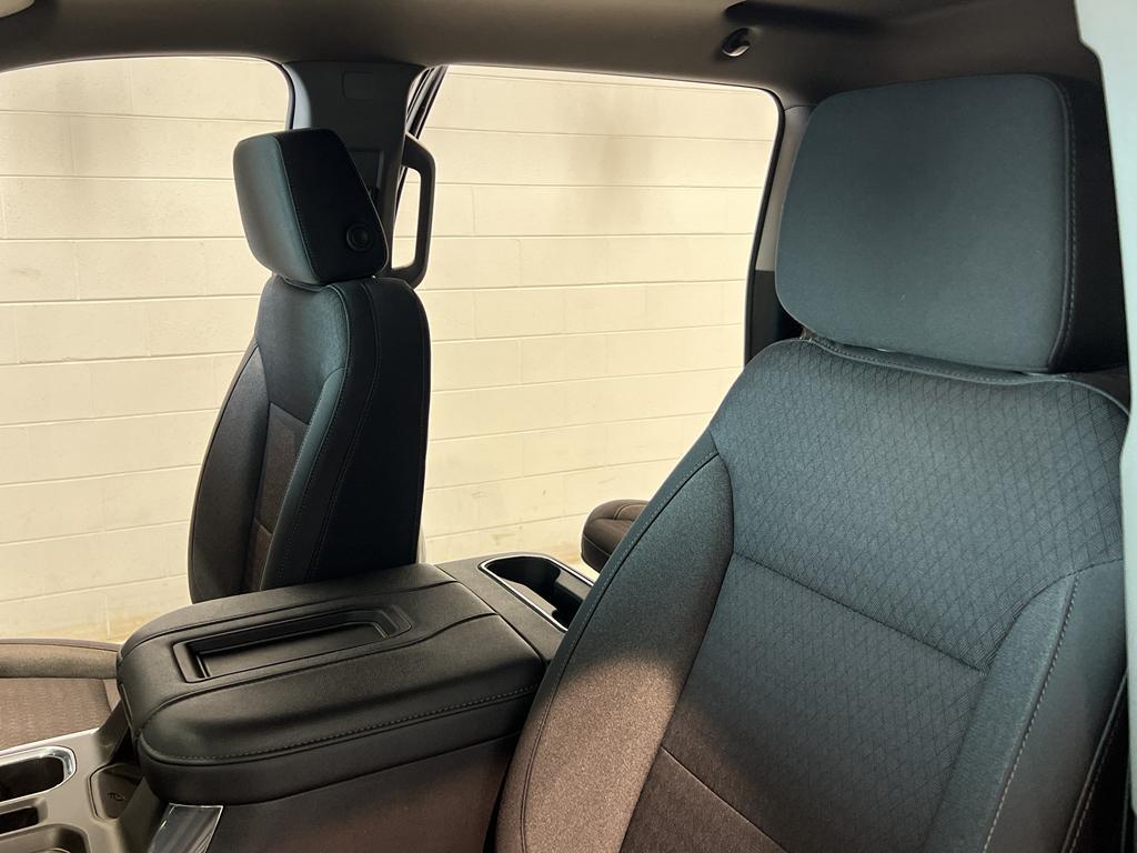 used 2022 Chevrolet Silverado 1500 car, priced at $42,595