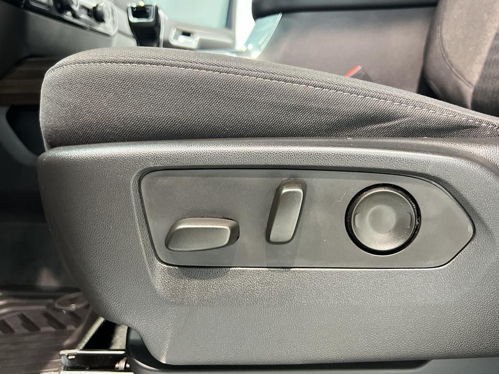 used 2022 Chevrolet Silverado 1500 car, priced at $42,595