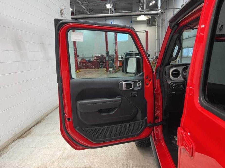 new 2024 Jeep Gladiator car, priced at $54,292