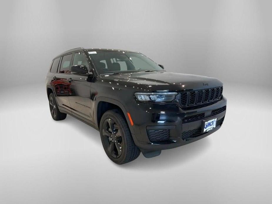 new 2024 Jeep Grand Cherokee L car, priced at $45,195