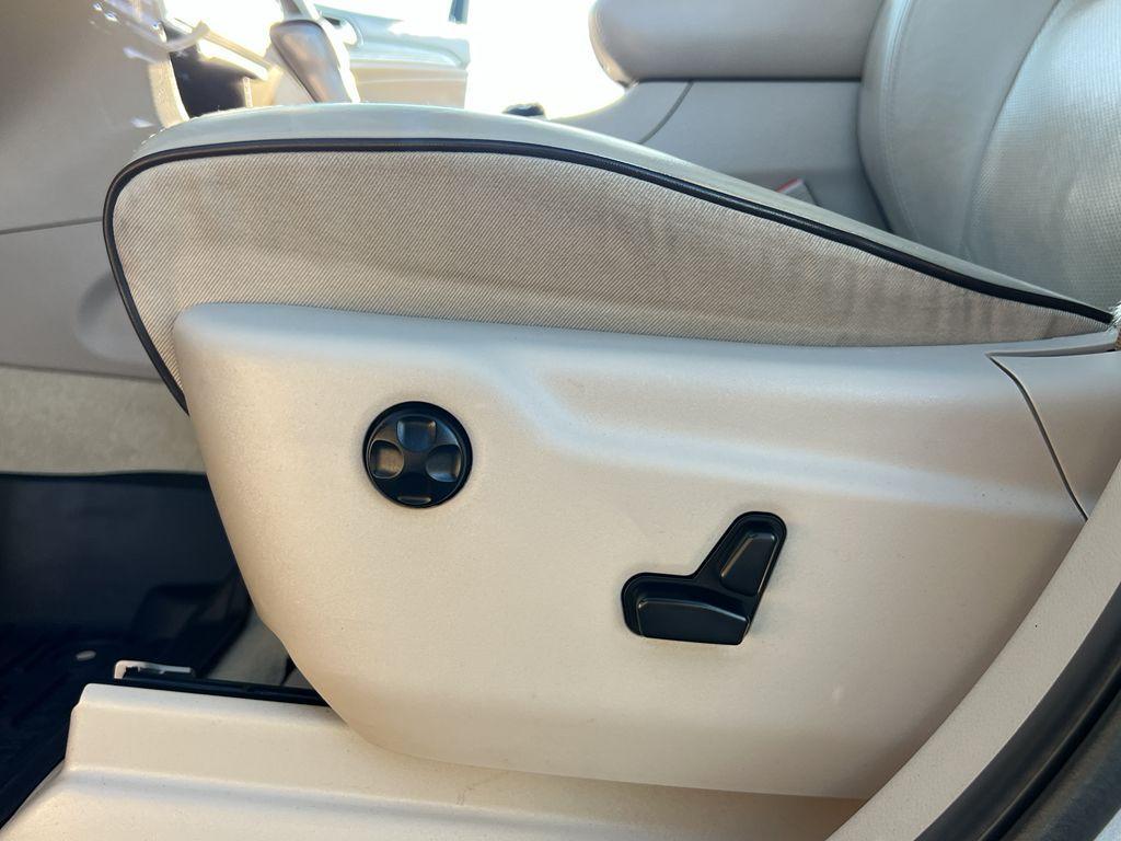 used 2021 Jeep Grand Cherokee car, priced at $28,995