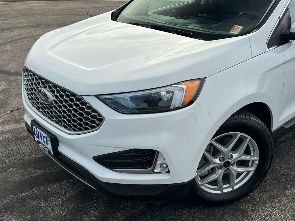 used 2024 Ford Edge car, priced at $28,495