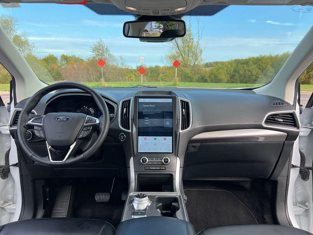 used 2024 Ford Edge car, priced at $28,495