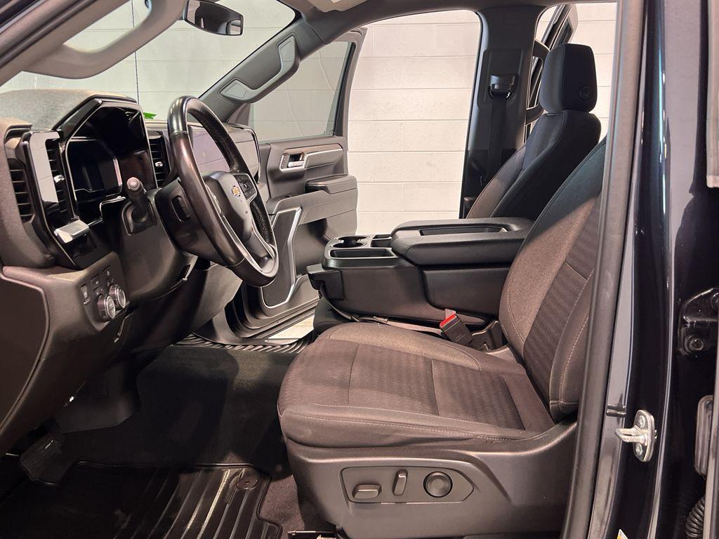 used 2022 Chevrolet Silverado 1500 car, priced at $34,495