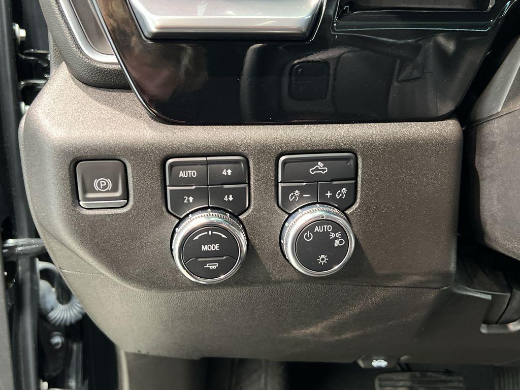 used 2023 GMC Sierra 1500 car, priced at $42,995