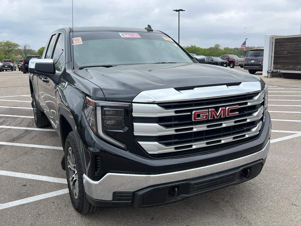 used 2023 GMC Sierra 1500 car, priced at $43,995