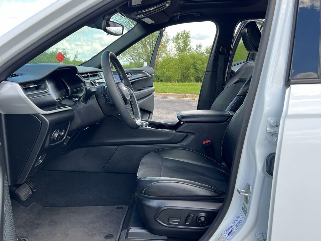 used 2023 Jeep Grand Cherokee L car, priced at $32,999