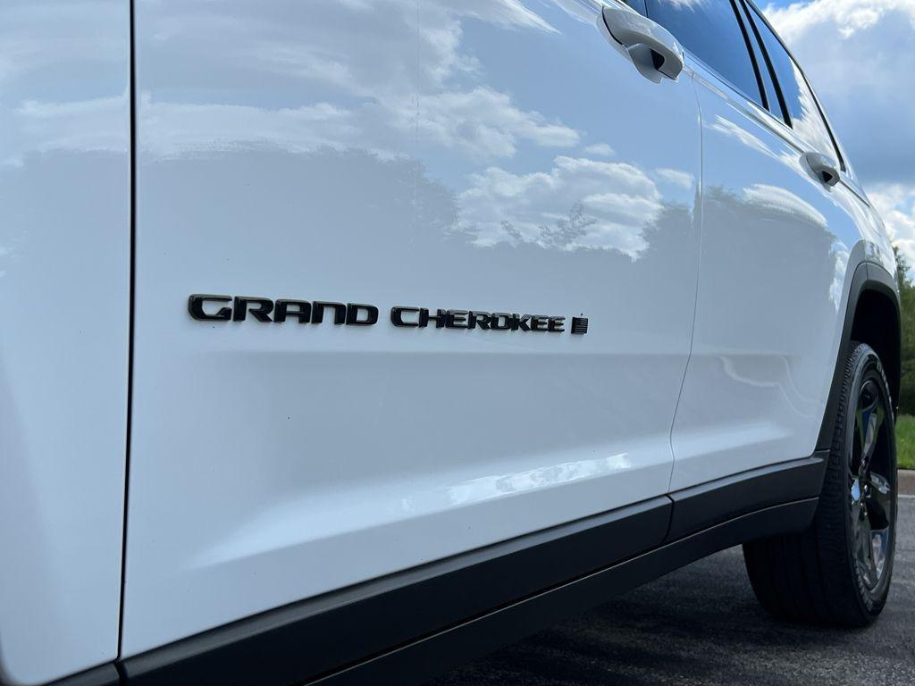 used 2023 Jeep Grand Cherokee L car, priced at $32,999