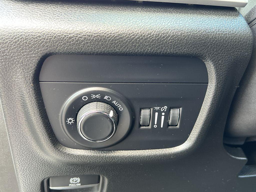 used 2023 Jeep Grand Cherokee L car, priced at $32,999