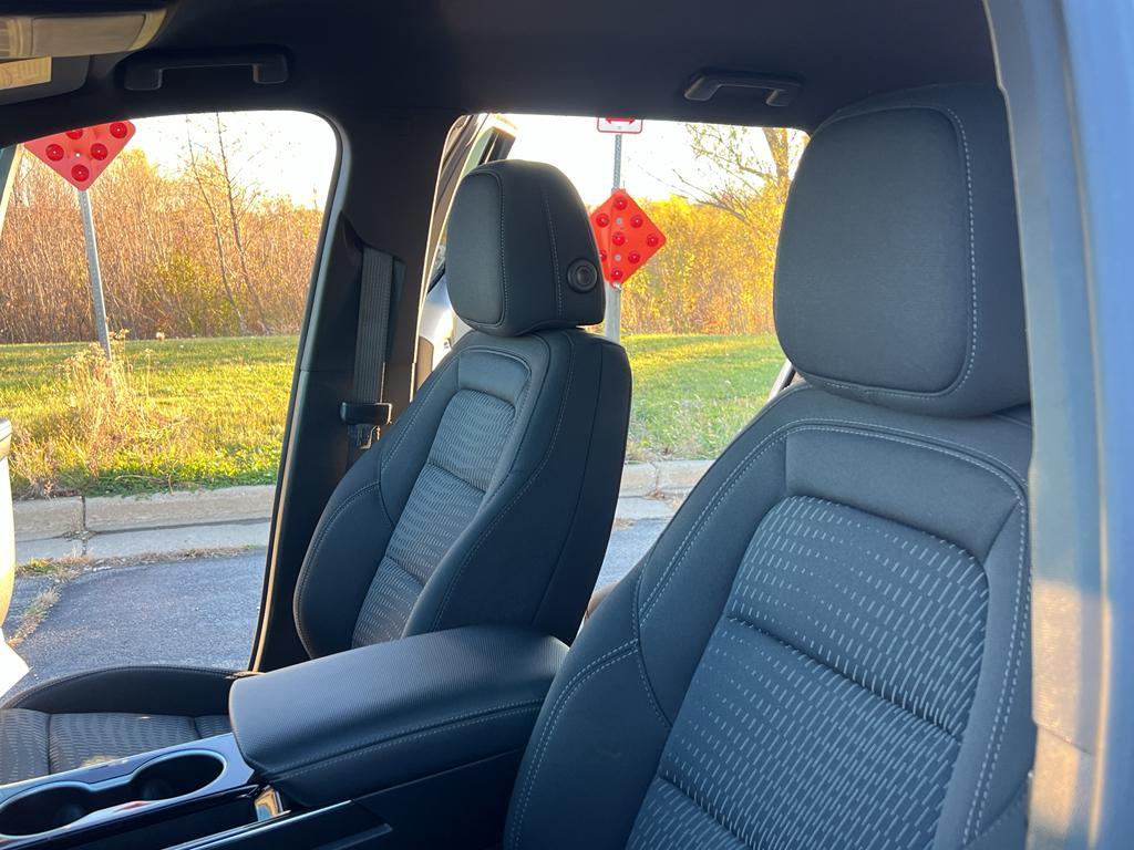 used 2025 Chevrolet Equinox car, priced at $27,495