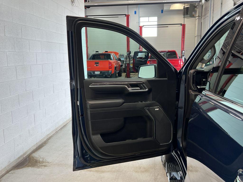 used 2023 Chevrolet Silverado 1500 car, priced at $48,995