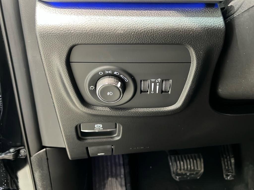 new 2025 Jeep Grand Cherokee L car, priced at $60,695