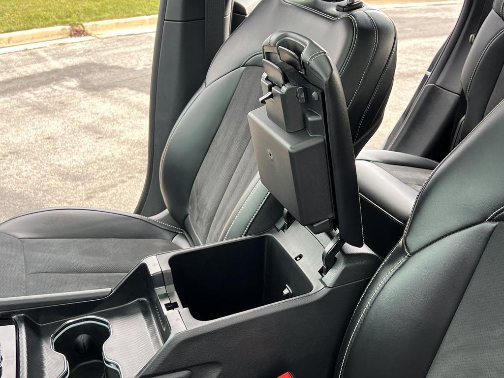 used 2024 Jeep Grand Cherokee car, priced at $33,995