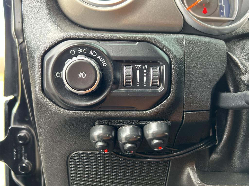 used 2018 Jeep Wrangler Unlimited car, priced at $25,495