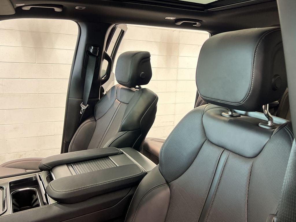 new 2025 Jeep Wagoneer car, priced at $71,472