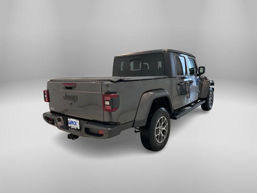 new 2024 Jeep Gladiator car, priced at $50,665