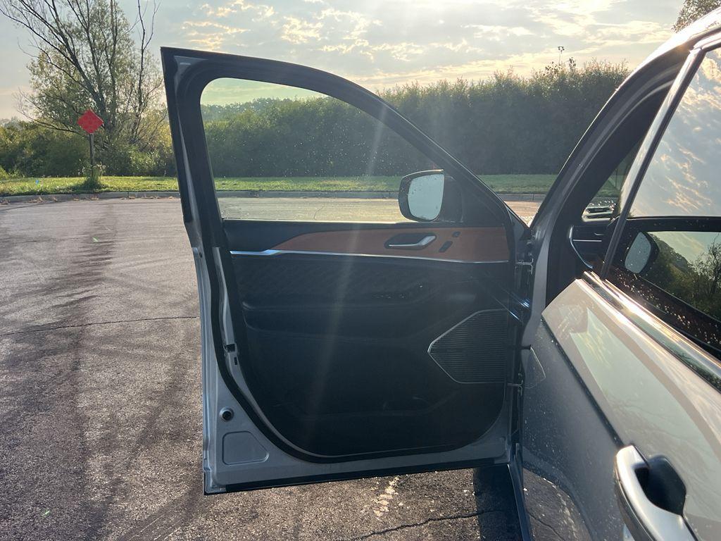 used 2022 Jeep Grand Cherokee L car, priced at $48,299