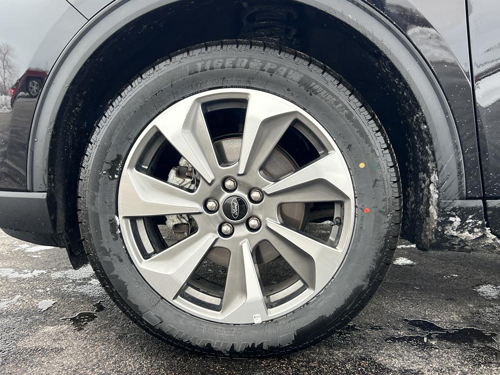 used 2024 Ford Escape car, priced at $26,990