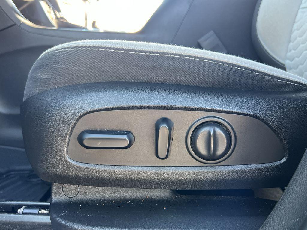 used 2019 Chevrolet Equinox car, priced at $7,295