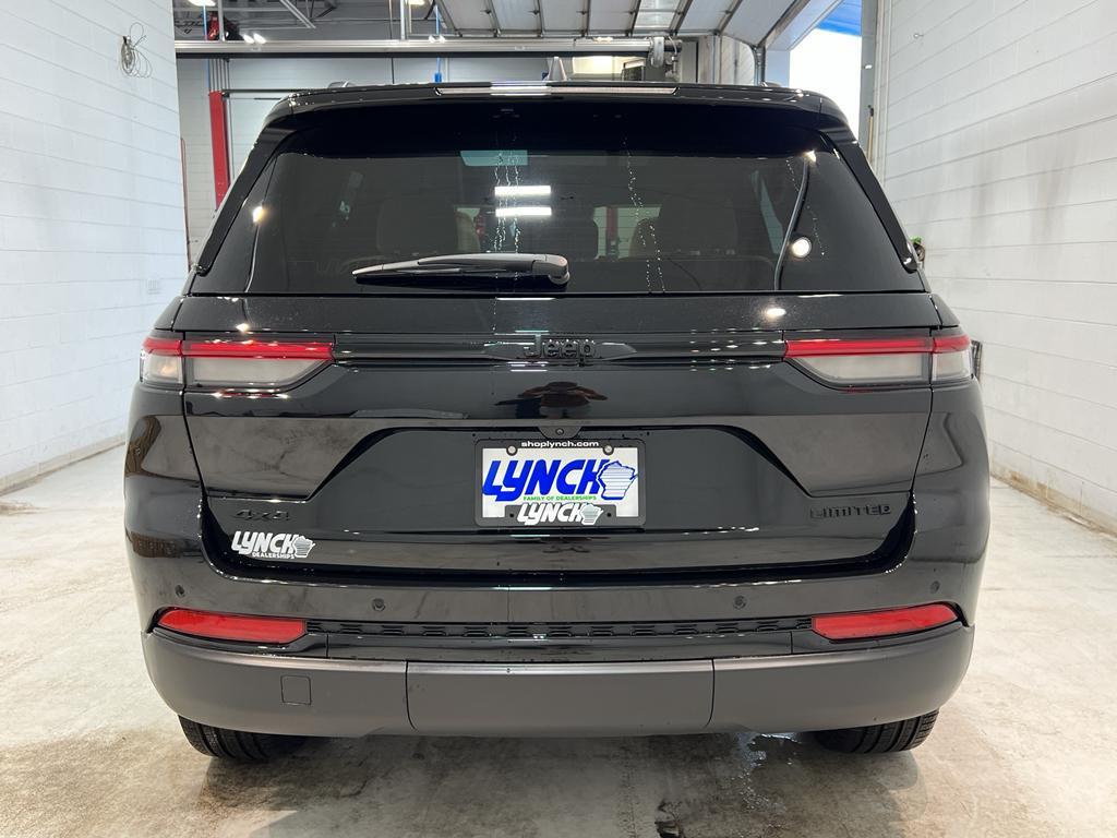 used 2024 Jeep Grand Cherokee car, priced at $42,995