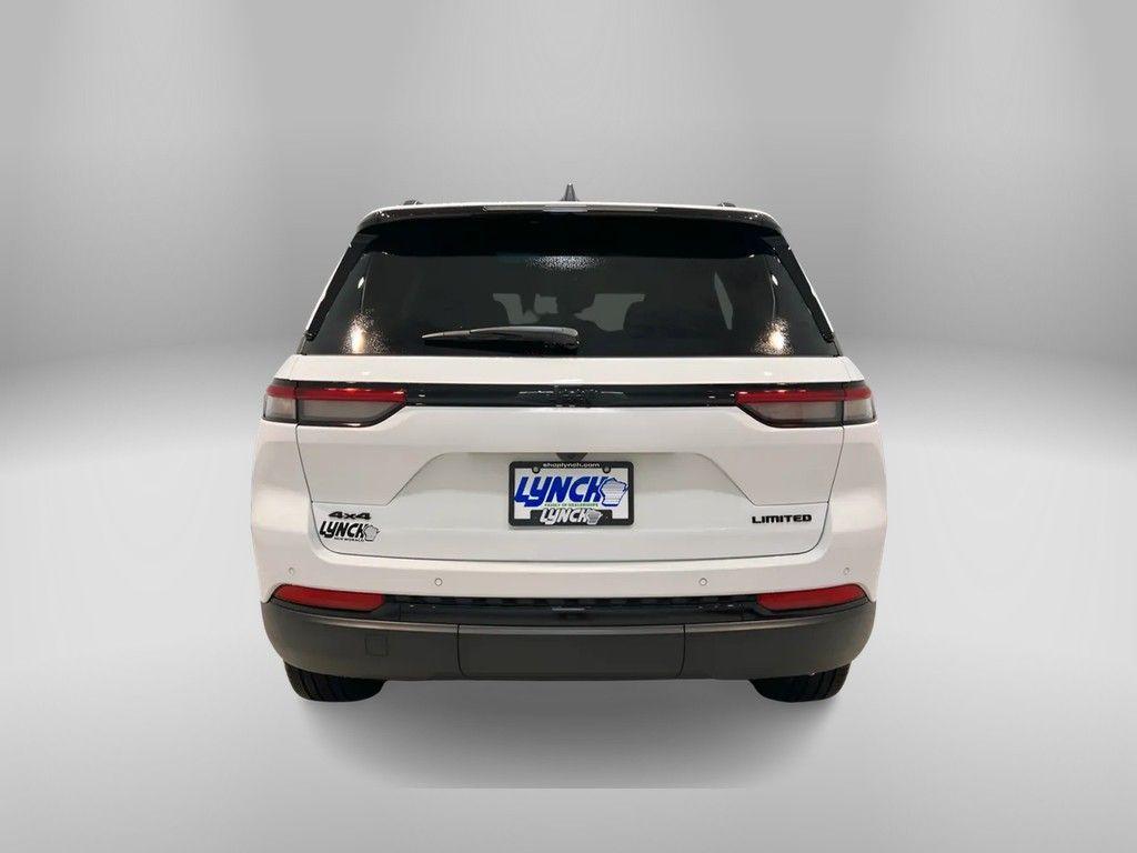 new 2025 Jeep Grand Cherokee car, priced at $48,150