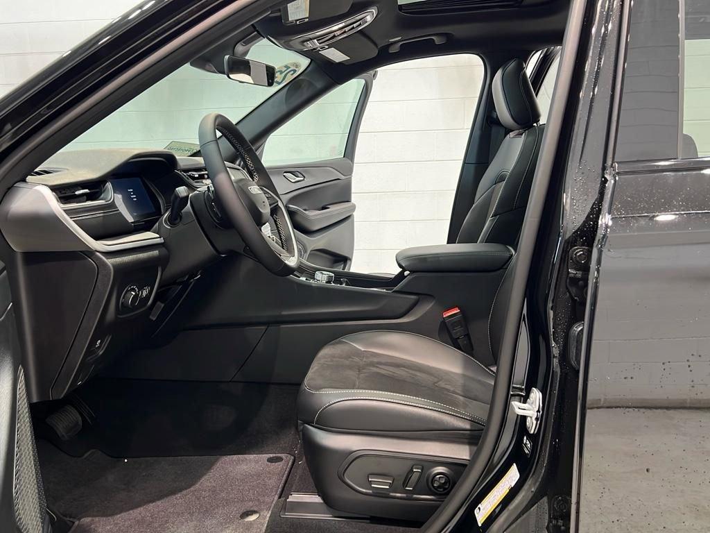 new 2025 Jeep Grand Cherokee L car, priced at $44,295