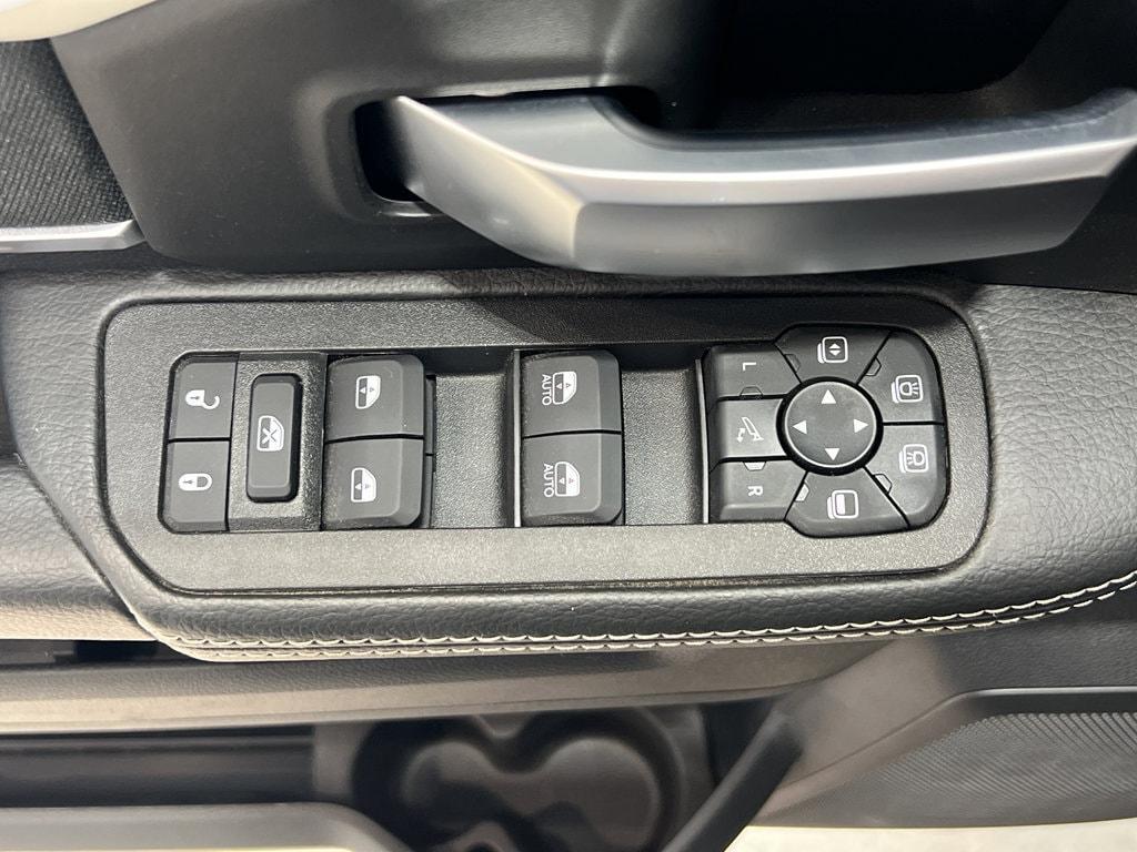 new 2025 Ram 2500 car, priced at $76,975
