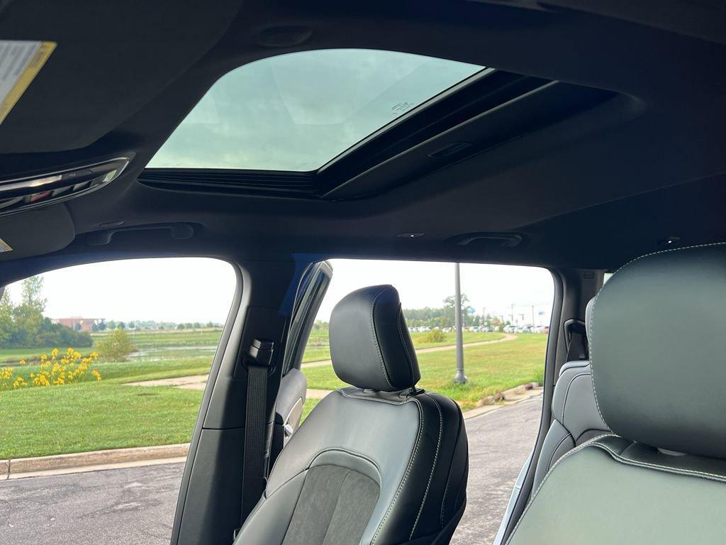 new 2025 Jeep Grand Cherokee L car, priced at $45,490
