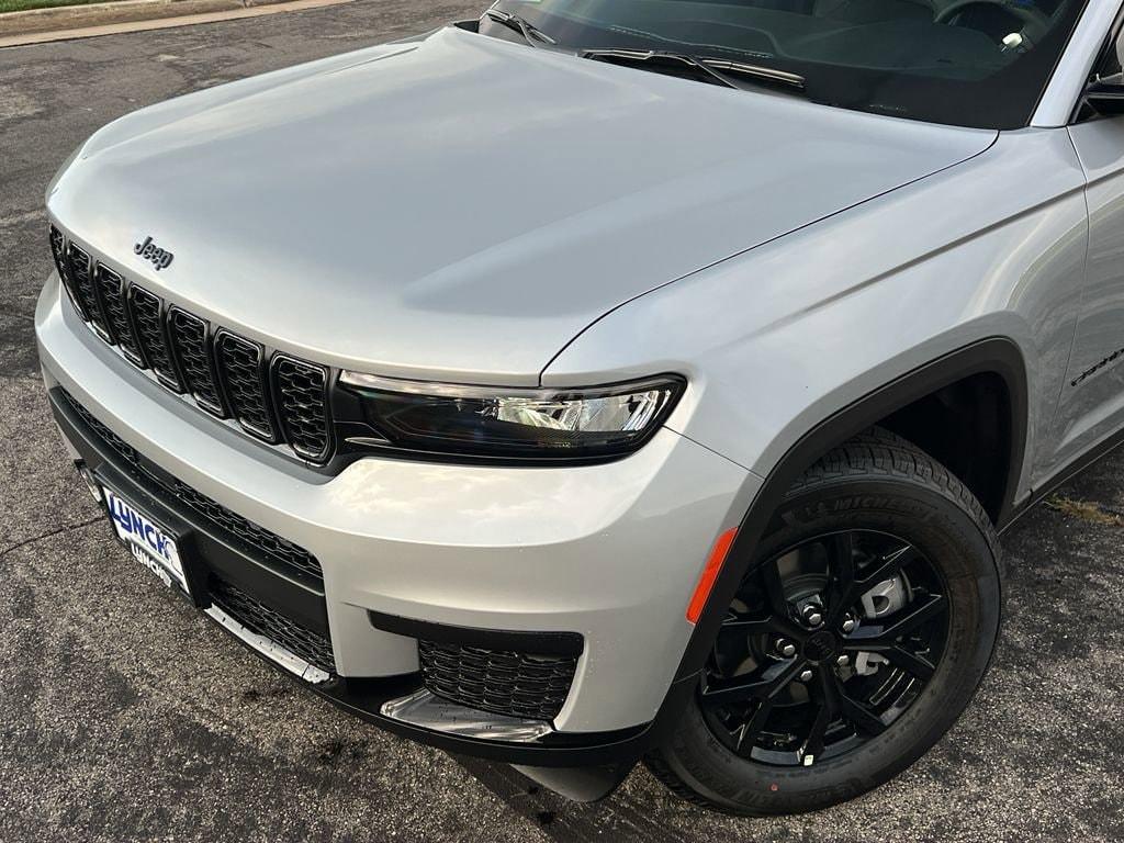 new 2025 Jeep Grand Cherokee L car, priced at $45,490