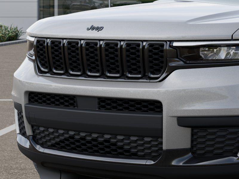 new 2025 Jeep Grand Cherokee L car, priced at $45,122