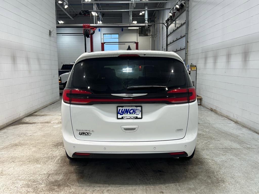 new 2025 Chrysler Pacifica car, priced at $44,995