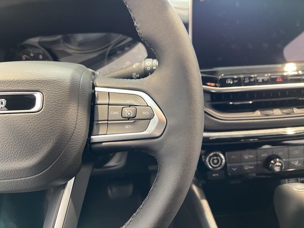 new 2025 Jeep Compass car, priced at $32,403
