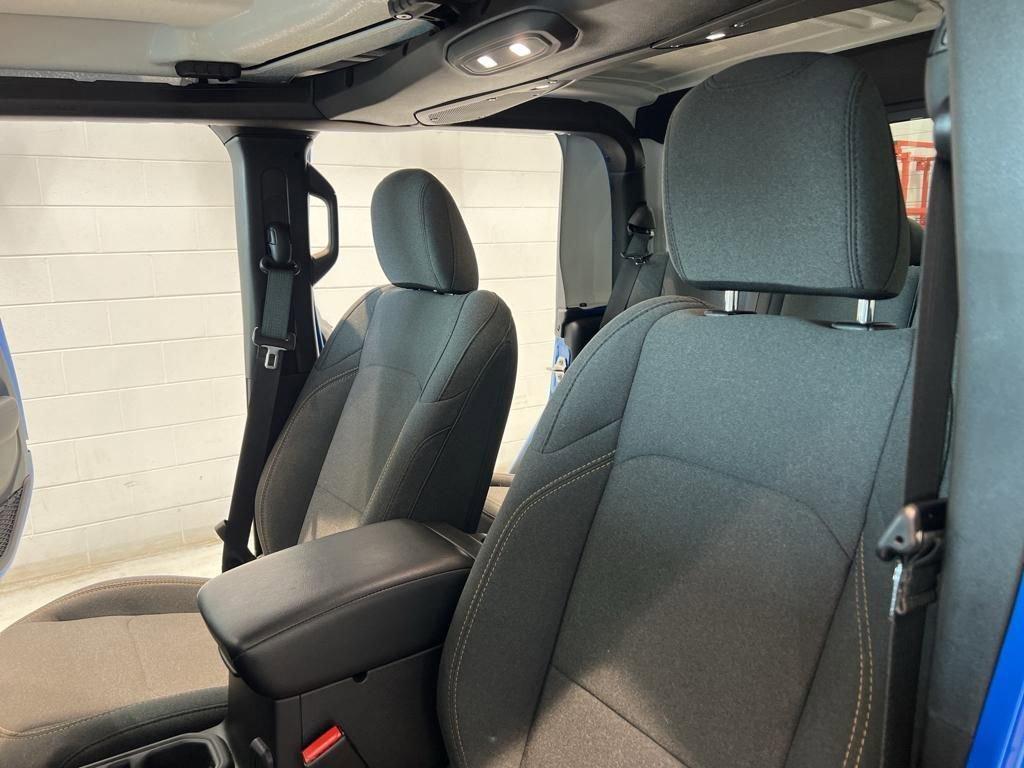 new 2024 Jeep Gladiator car, priced at $47,795
