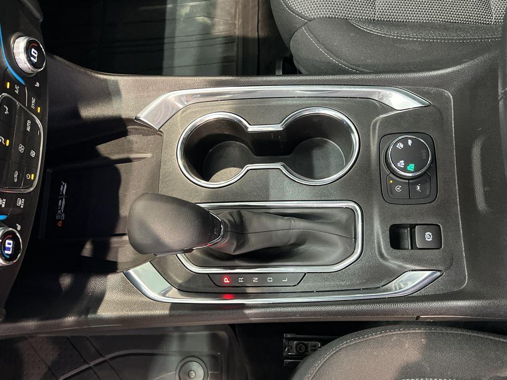 used 2023 Chevrolet Traverse car, priced at $35,985