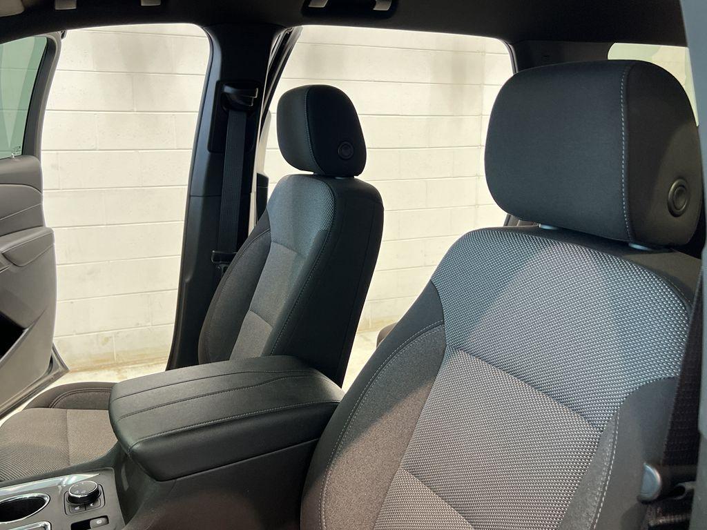 used 2023 Chevrolet Traverse car, priced at $35,985
