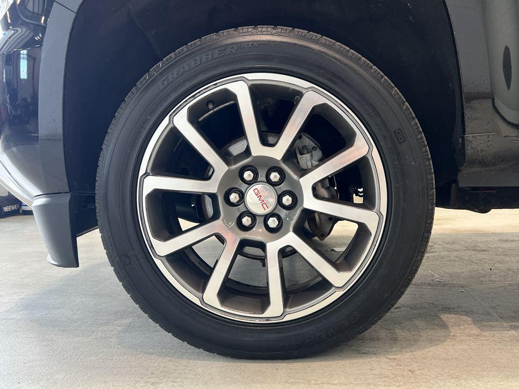 used 2018 GMC Canyon car, priced at $22,990