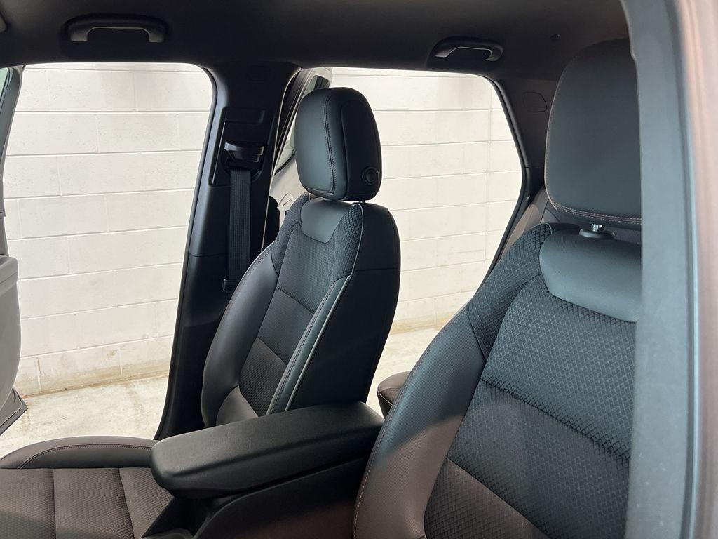 used 2023 Chevrolet TrailBlazer car, priced at $27,195
