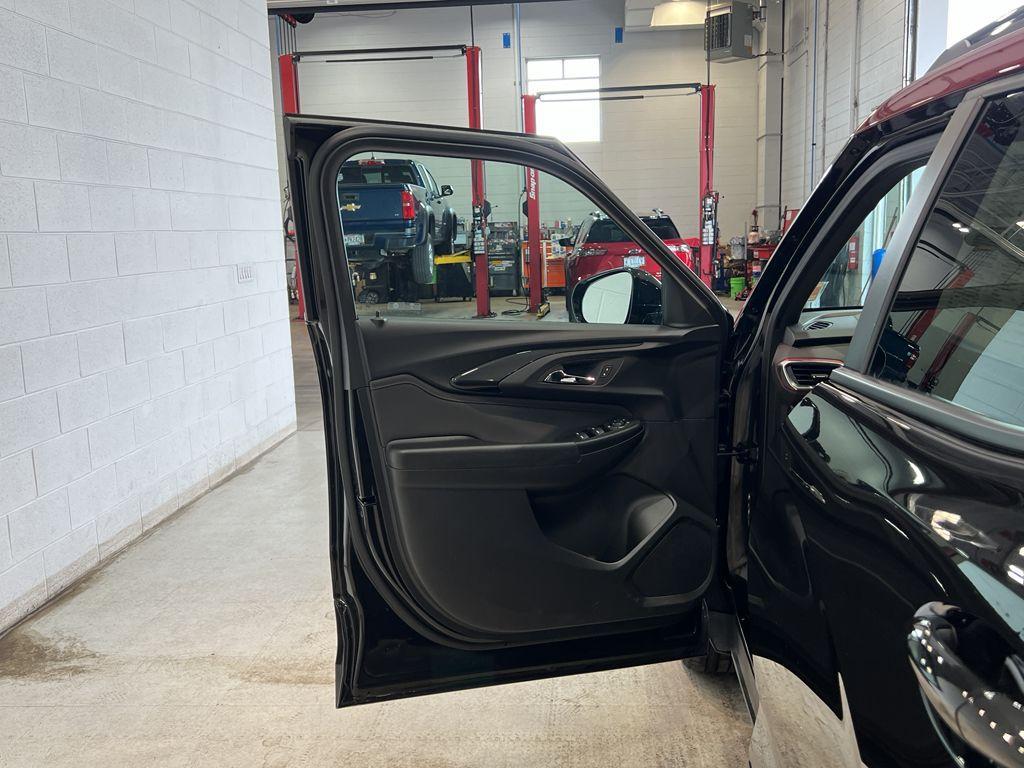 used 2023 Chevrolet TrailBlazer car, priced at $27,195