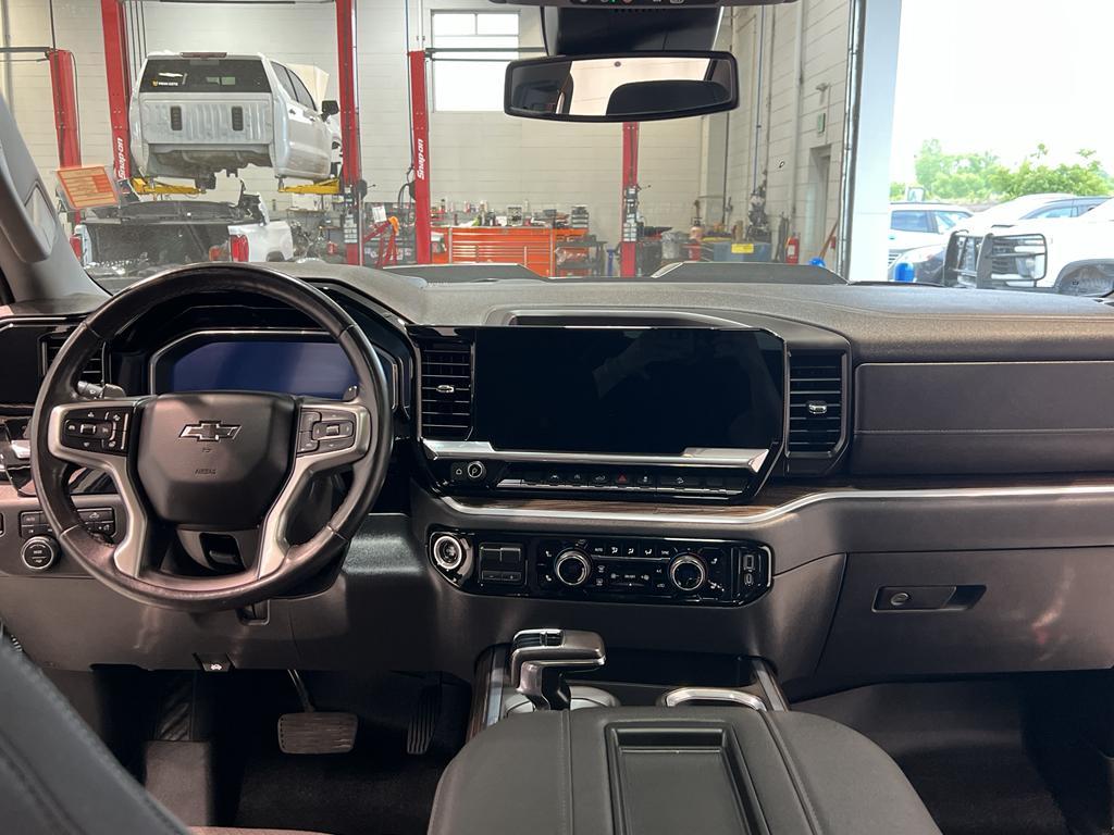 used 2022 Chevrolet Silverado 1500 car, priced at $40,995