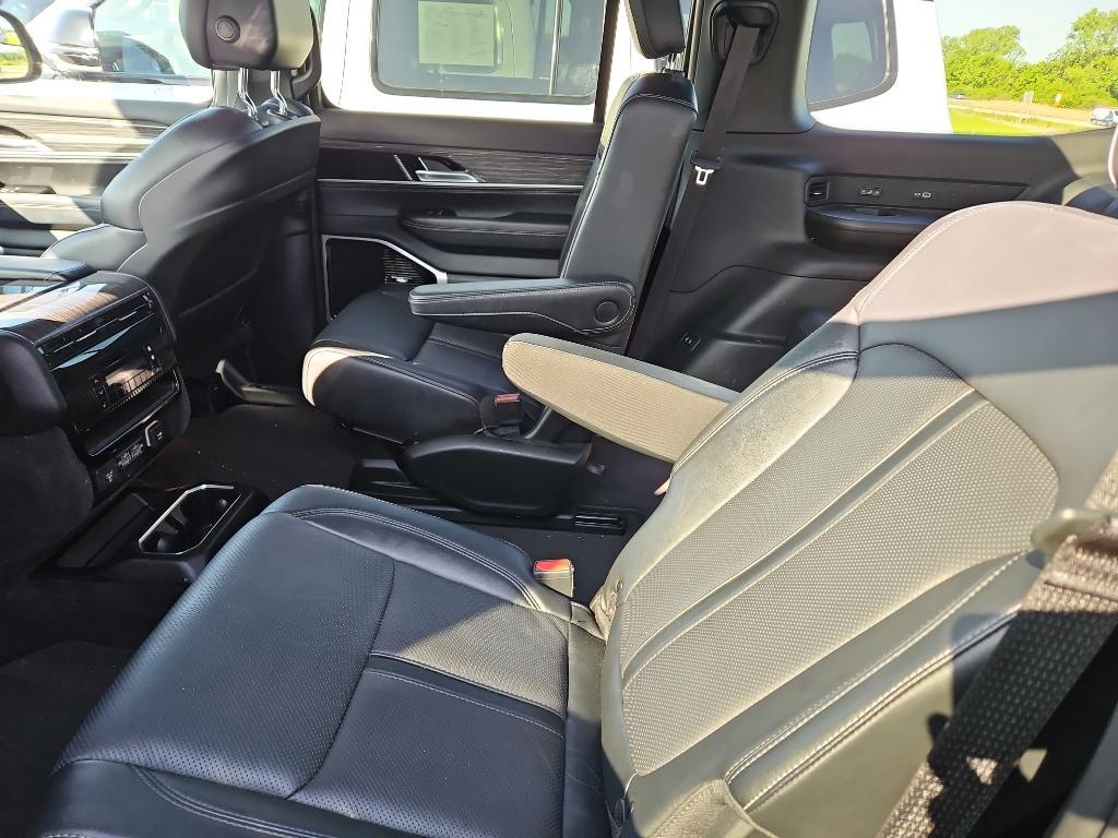used 2022 Jeep Wagoneer car, priced at $46,995
