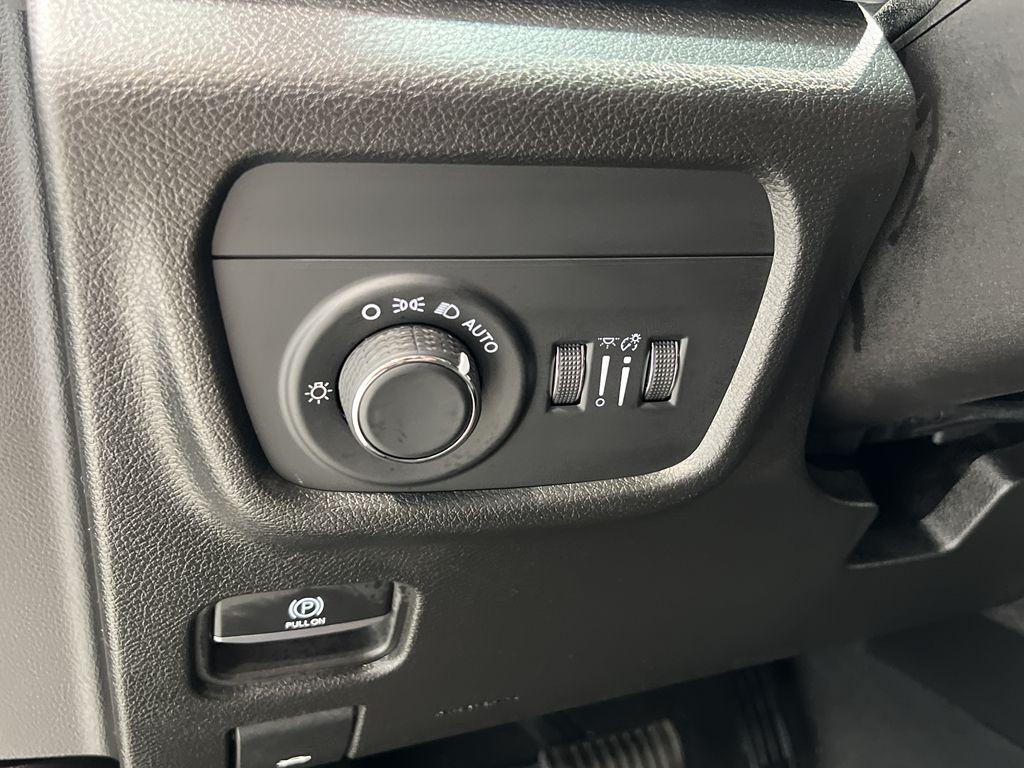 used 2023 Jeep Grand Cherokee car, priced at $33,995