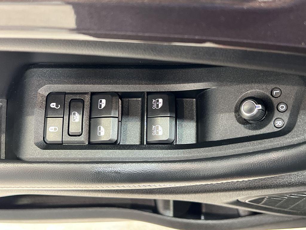 used 2023 Jeep Grand Cherokee car, priced at $33,995