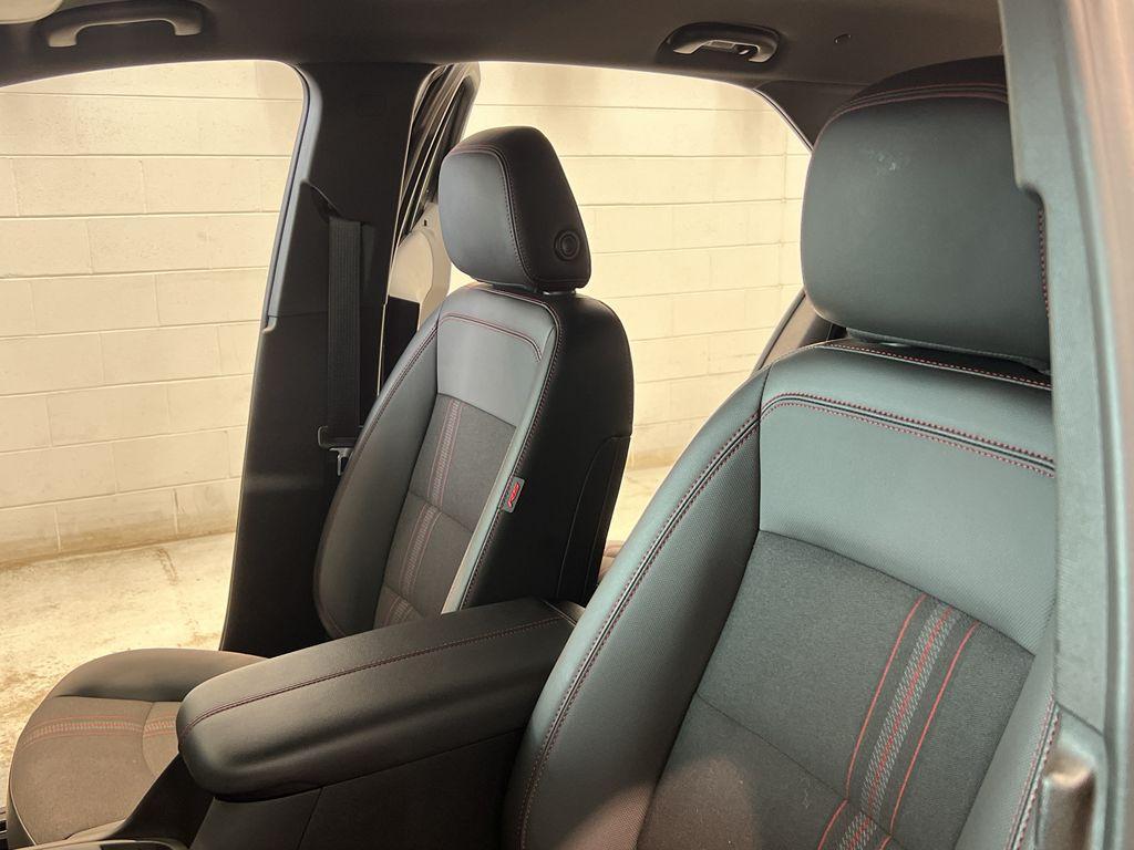 used 2022 Chevrolet Equinox car, priced at $24,495