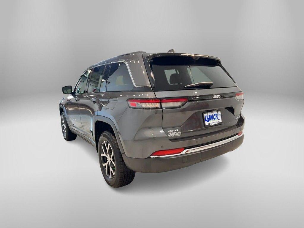 new 2025 Jeep Grand Cherokee car, priced at $45,350